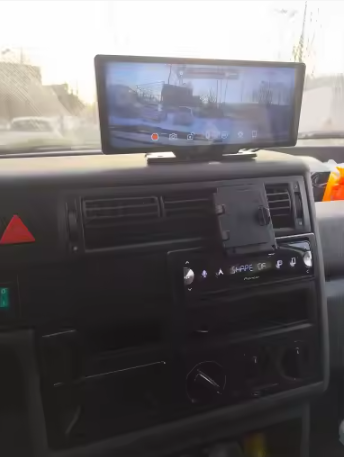 Universal | 10" Portable CarPlay Screen