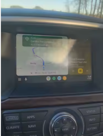 Peugeot | Caja inalámbrica Carplay